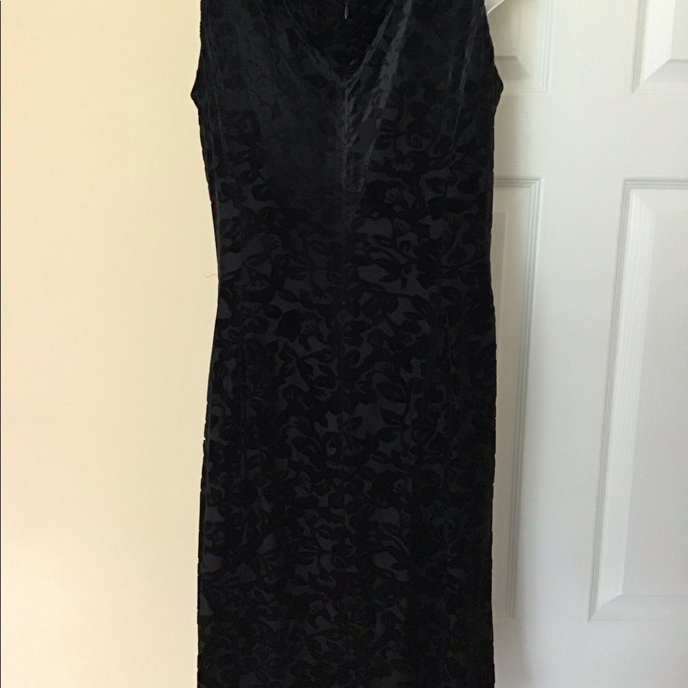 Tahari black dress 10